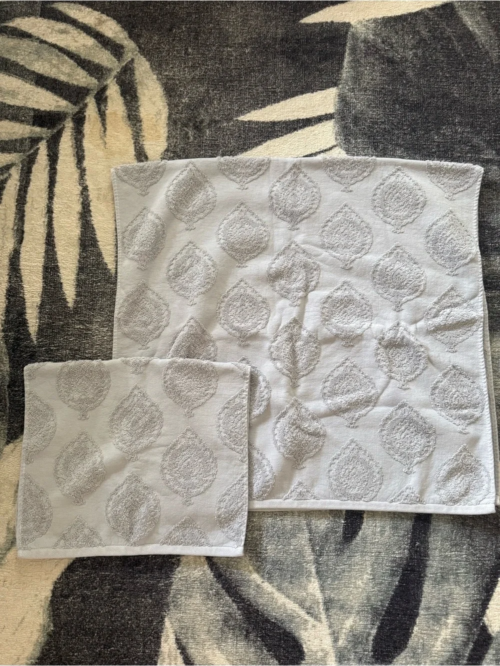 Light Gray Patterned face and Bath Towel - Unbranded